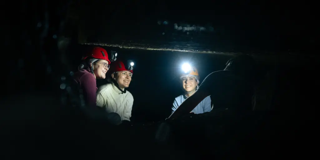 Interior de las Cuevas de Sorbas